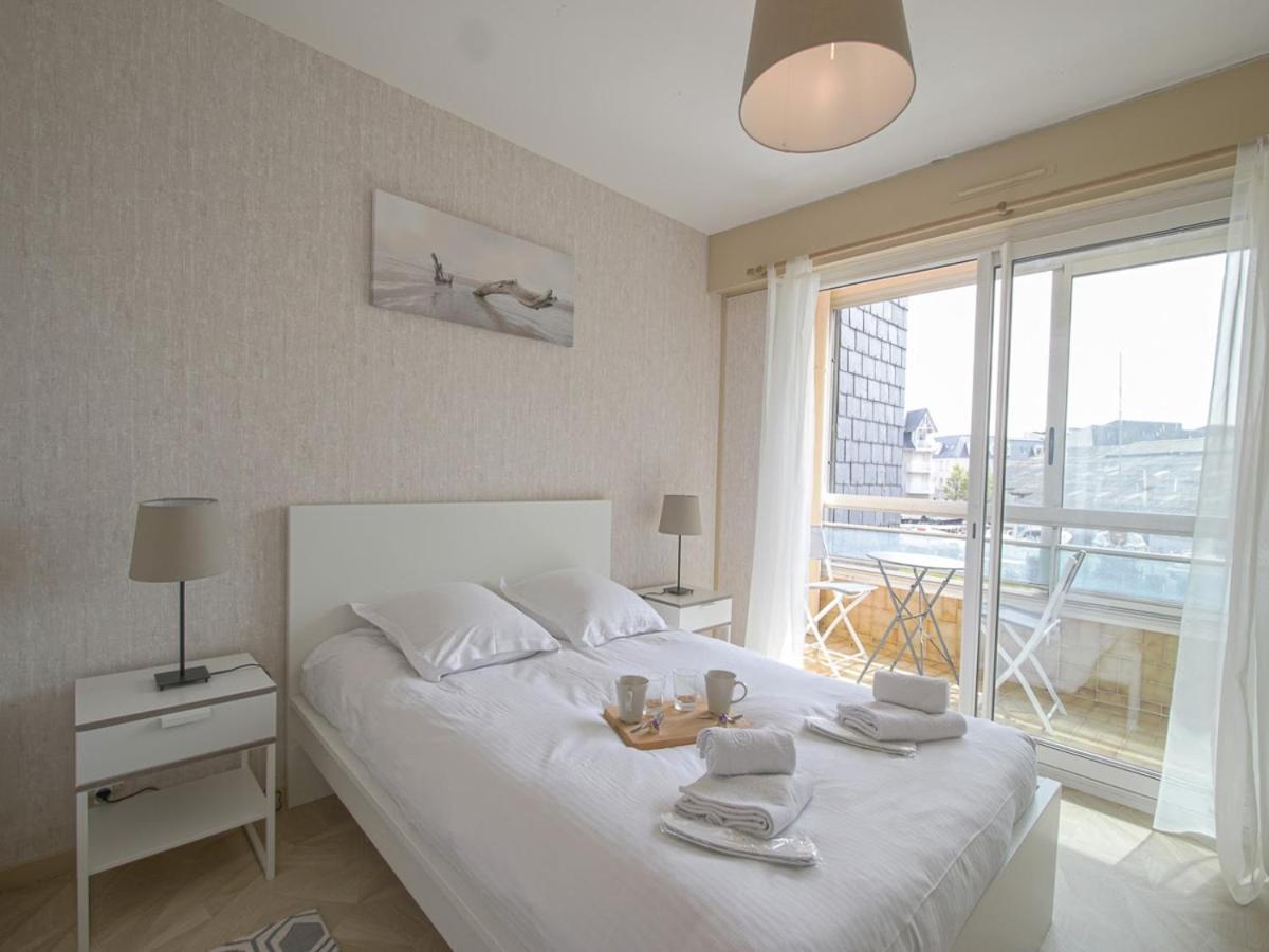 Apartament Le Greement - Appt Vue Sur Le Port Courseulles-sur-Mer Zewnętrze zdjęcie