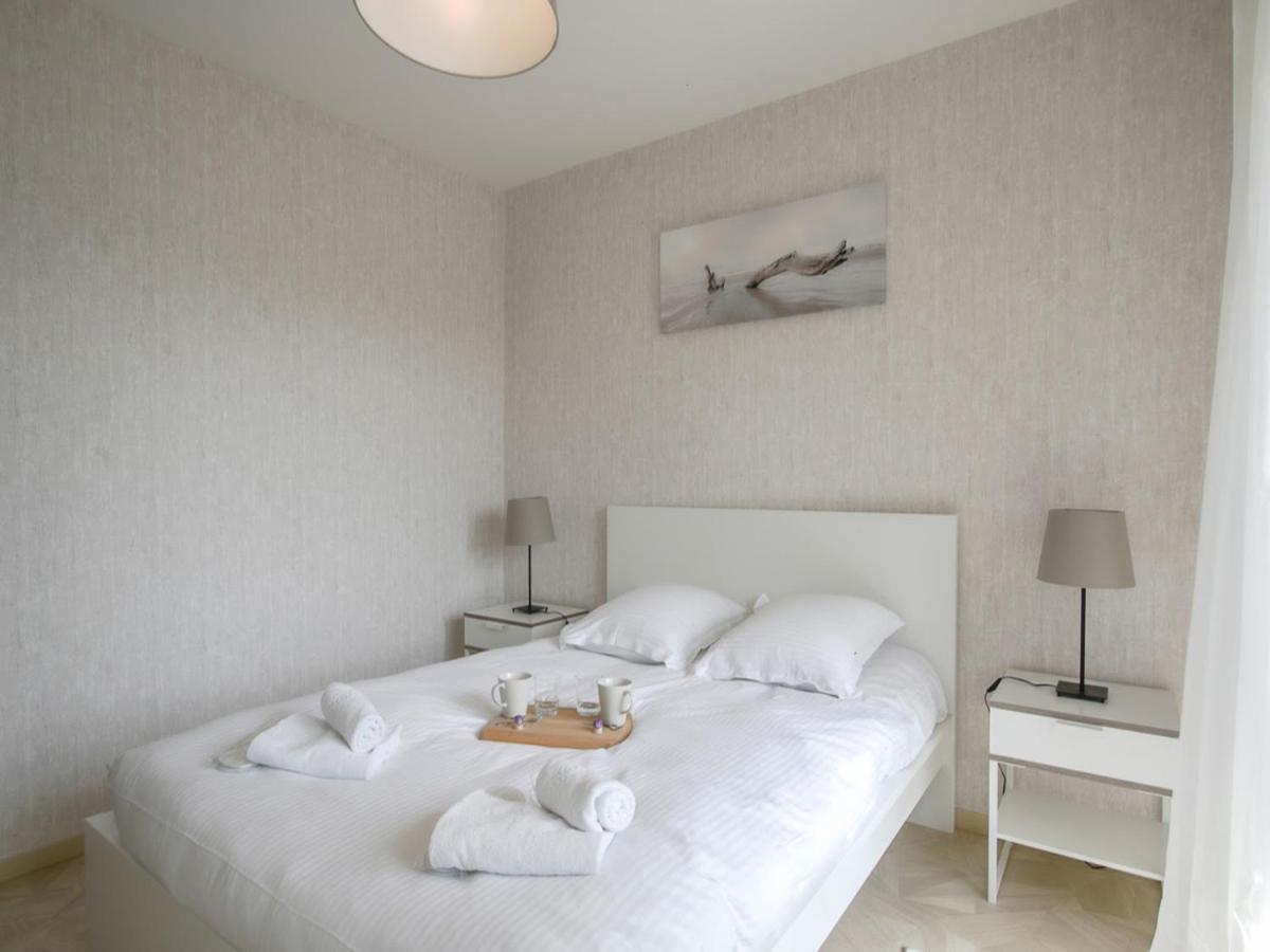 Apartament Le Greement - Appt Vue Sur Le Port Courseulles-sur-Mer Zewnętrze zdjęcie